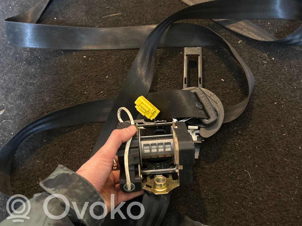 Volkswagen Multivan T5 Etuistuimen turvavyö 