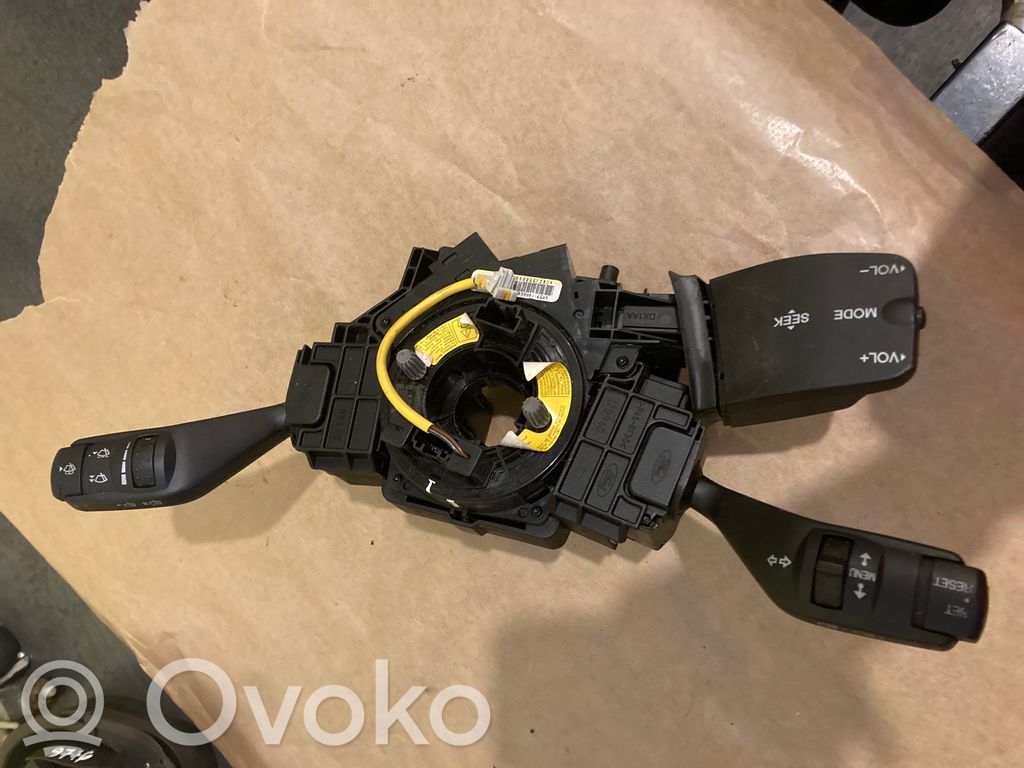 Ford Focus Commodo d'essuie-glace 