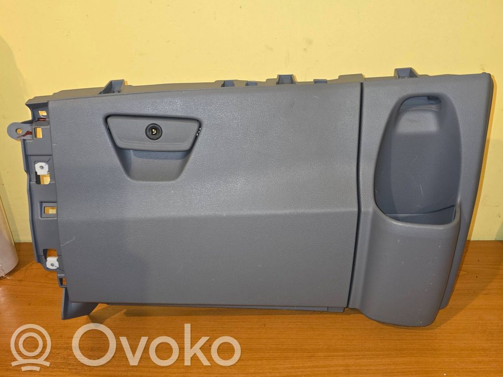 Ford Transit Custom Daiktadėžė 