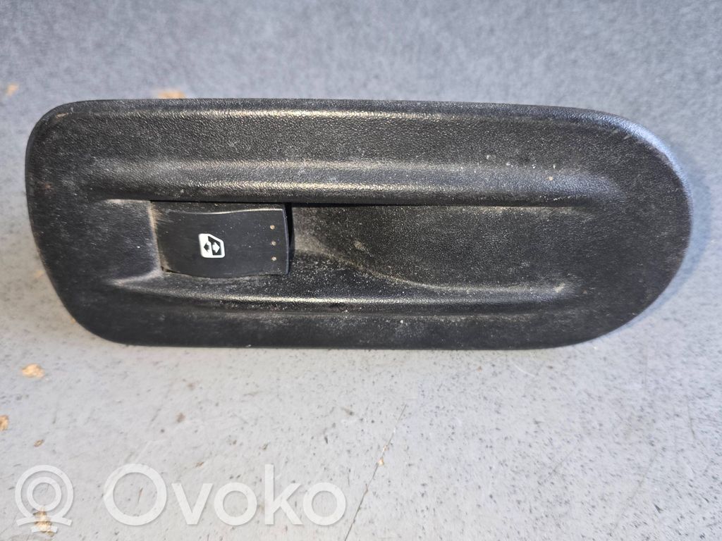 Renault Master II Electric window control switch 