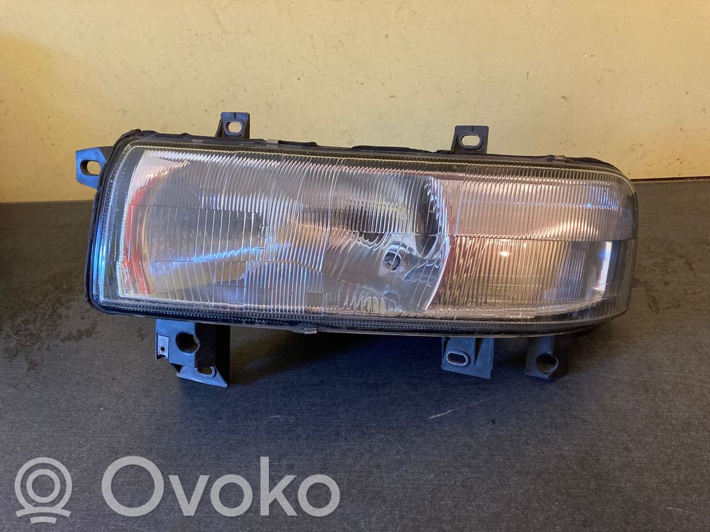 Renault Master II Headlight/headlamp 
