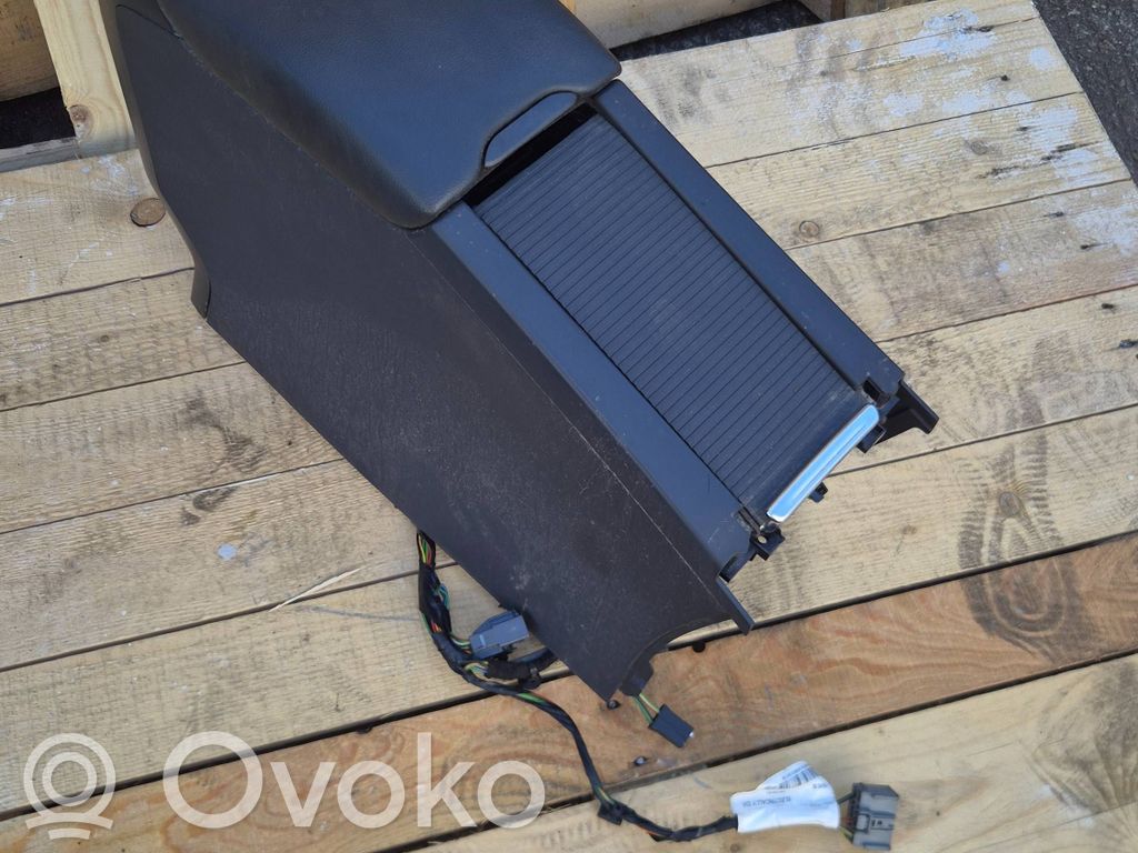 Volvo XC60 Armlehne 