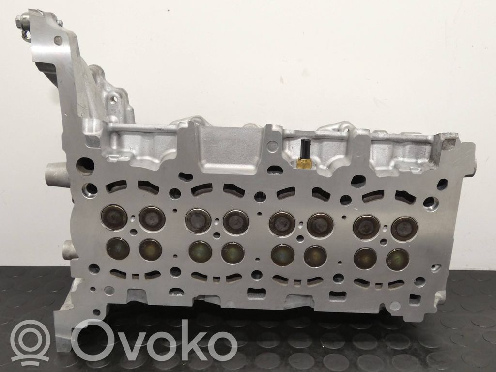 Opel Astra K Engine head 