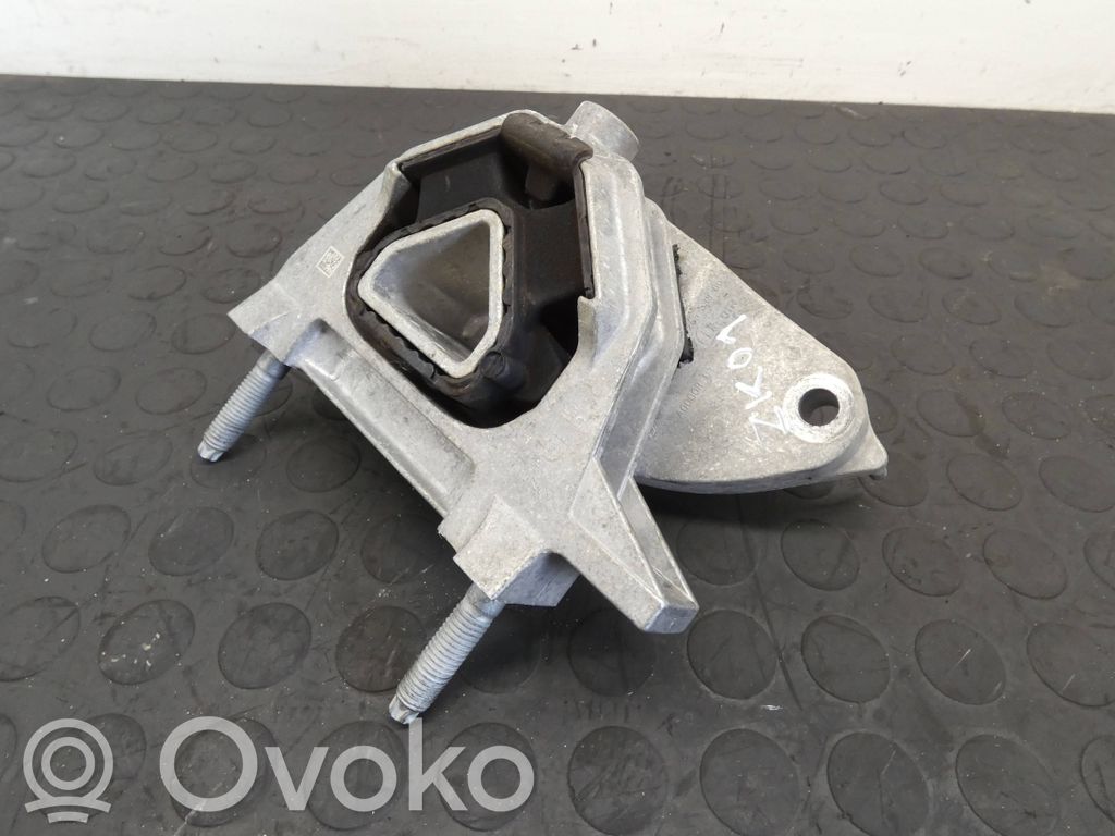 Engine mount bracket   9826533880