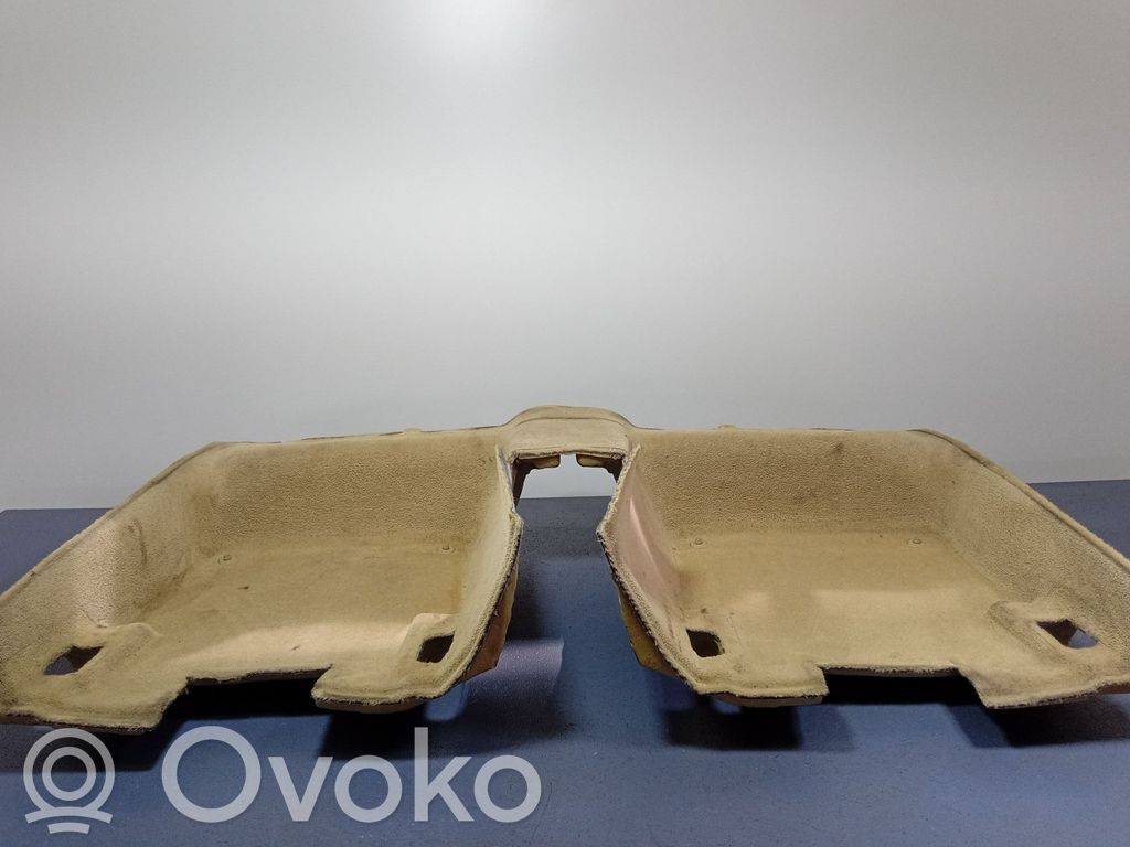 Front floor carpet liner