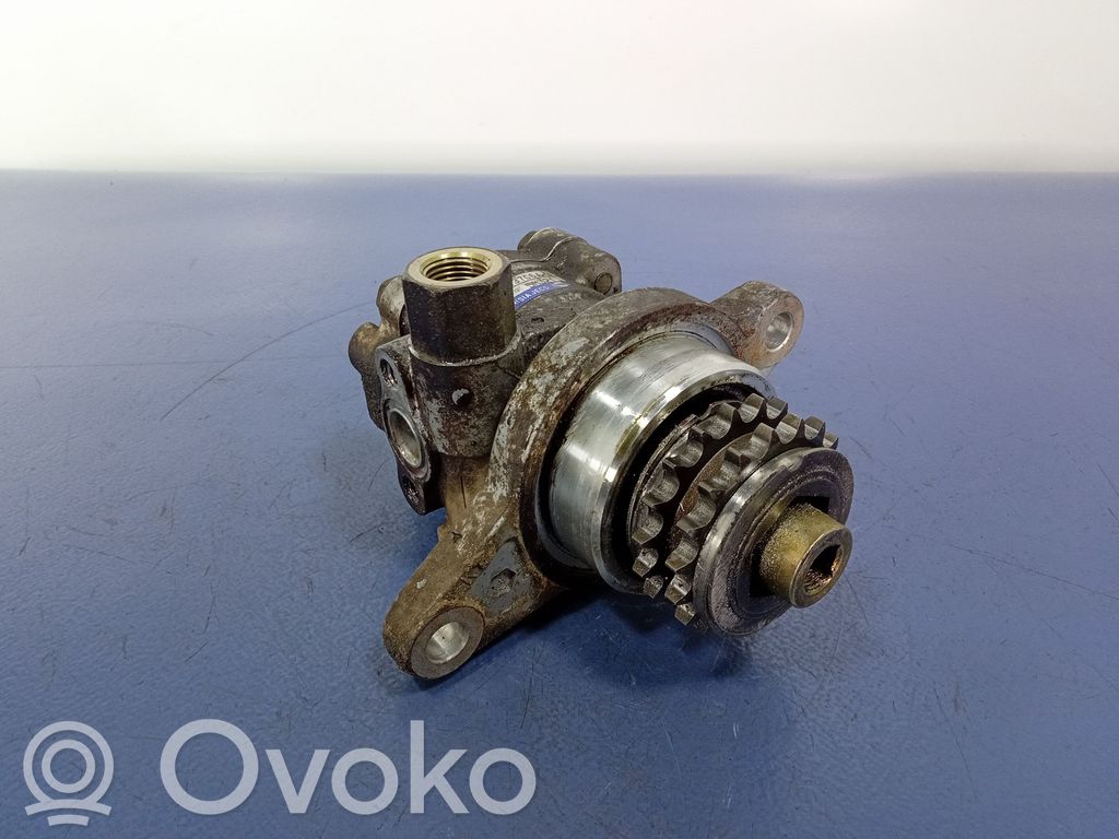 Nissan Almera Tino Ohjaustehostimen pumppu 