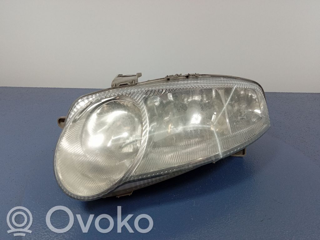 Alfa Romeo 147 Phare frontale 