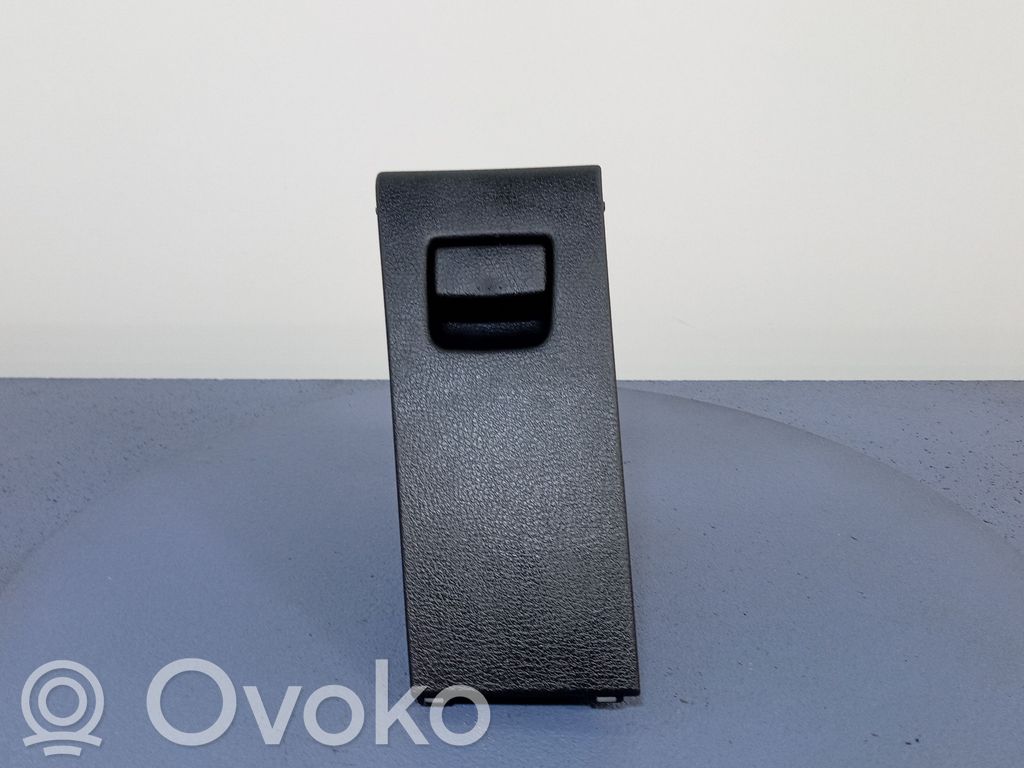 Mazda 2 Glove box 