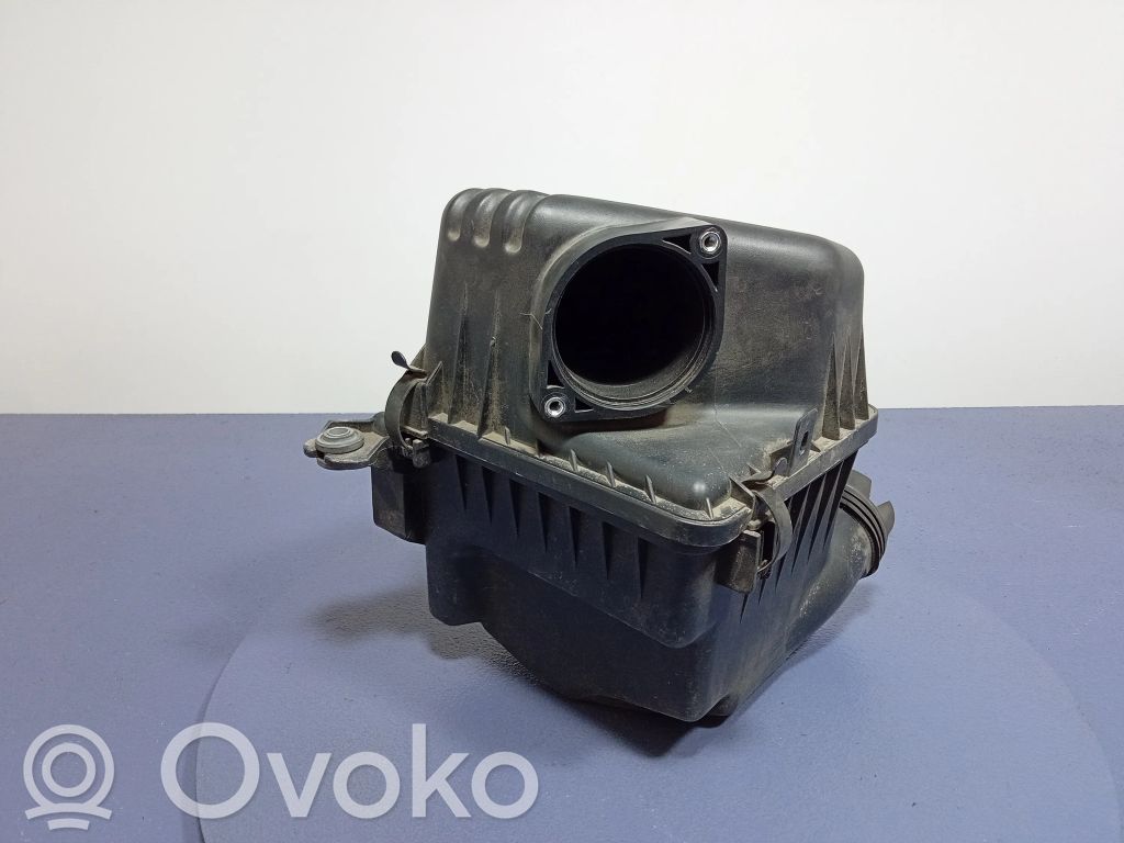 Hyundai i30 Air filter box 