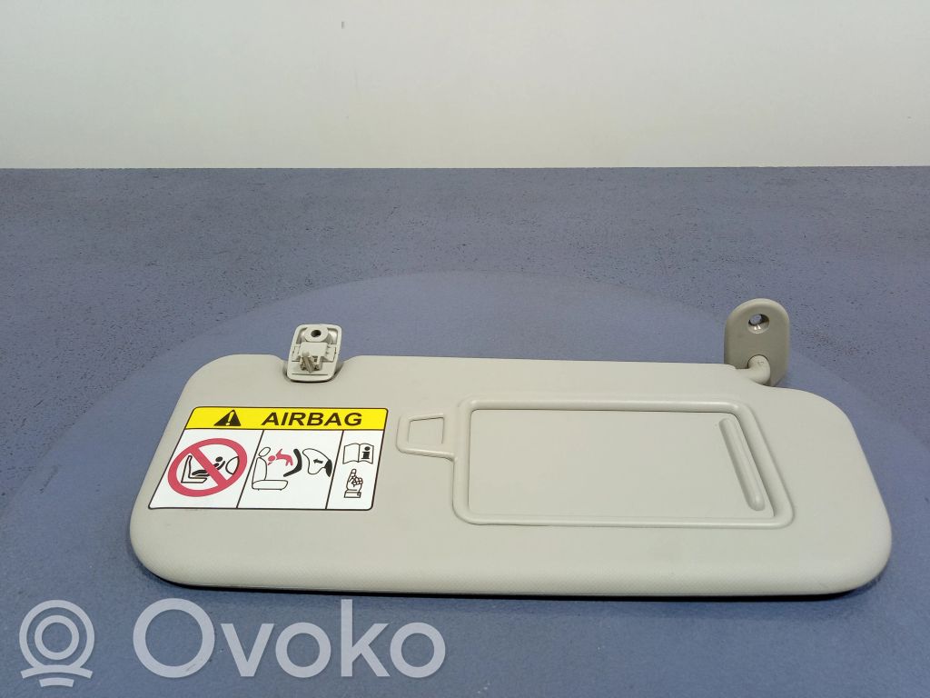 Sun visor