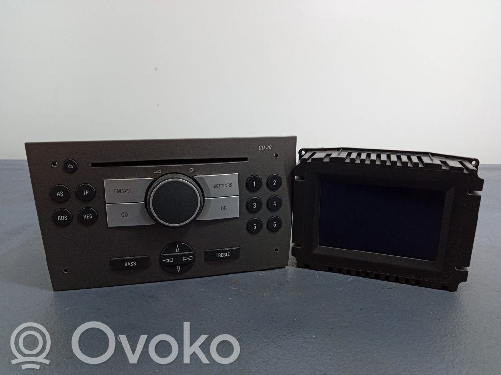 Panel / Radioodtwarzacz CD/DVD/GPS   13190853,13190853