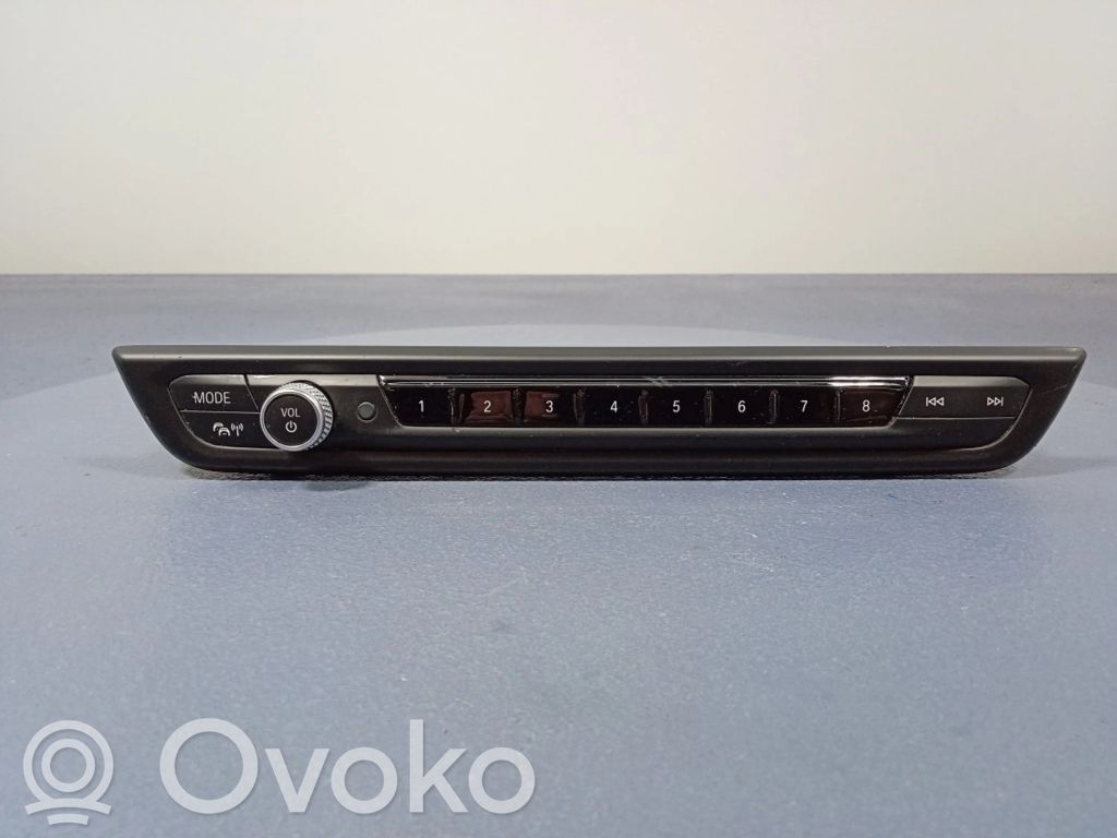 BMW 2 F44 Head unit multimedia control 