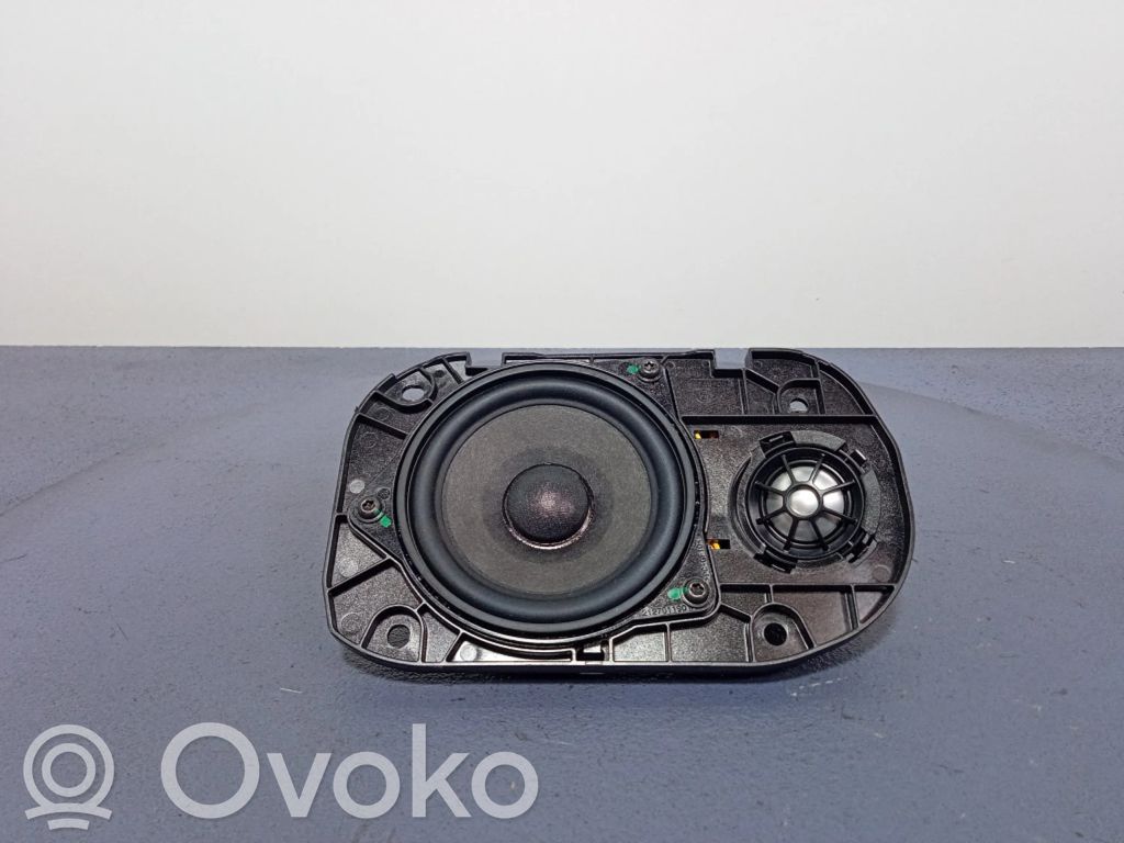 BMW 1 F40 Głośnik niskotonowy 