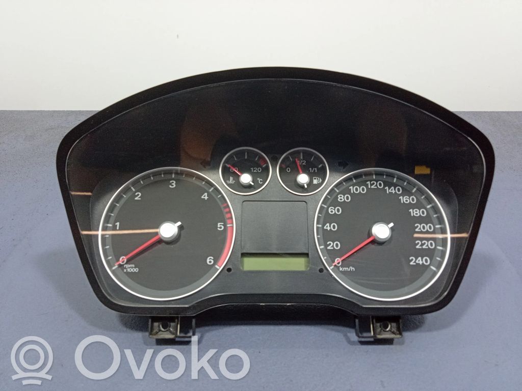 Ford Focus Geschwindigkeitsmesser Cockpit 