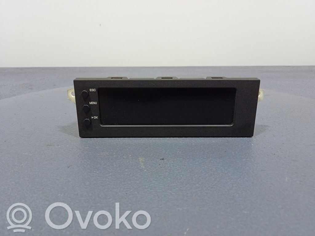 Alpine C2 Radio/CD/DVD/GPS head unit 