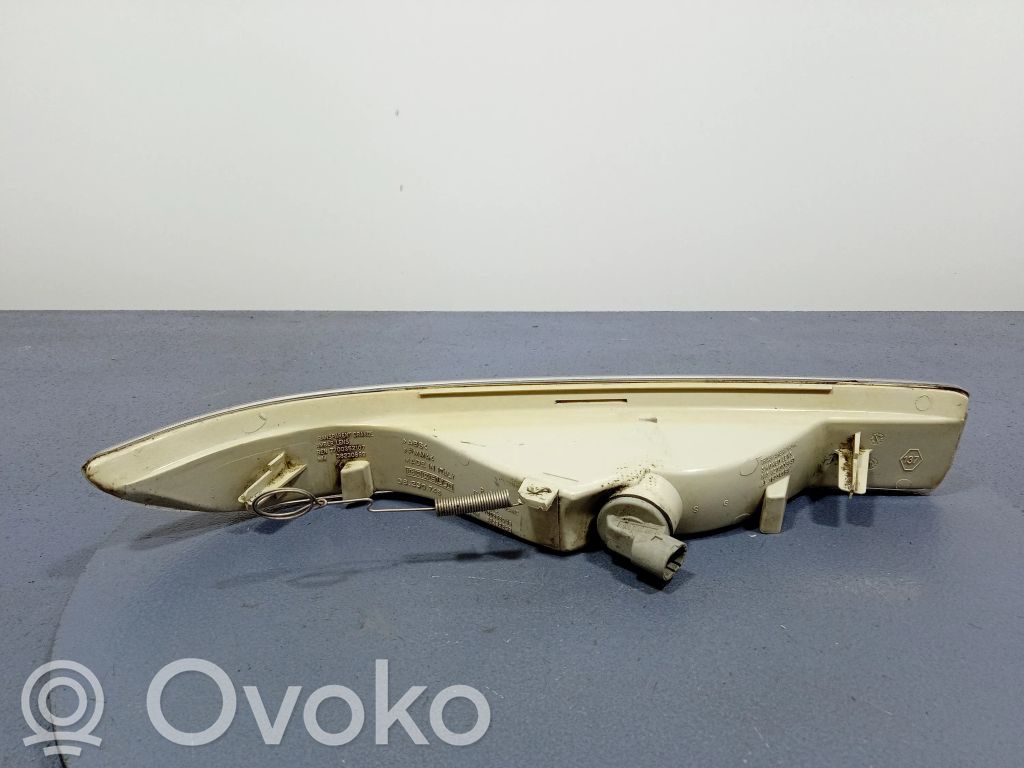 Opel Movano A Headlight/headlamp 