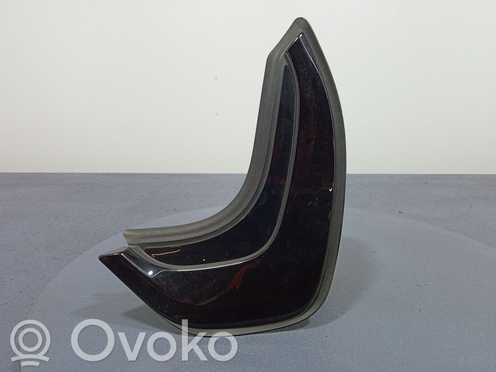 Front bodywork piece   7474001,7474001