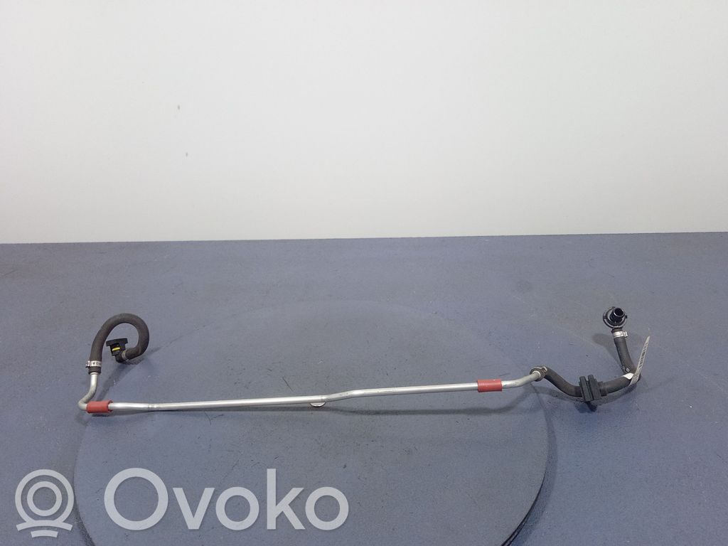 BMW 7 F01 F02 F03 F04 Rura / Wąż dolotowy powietrza 