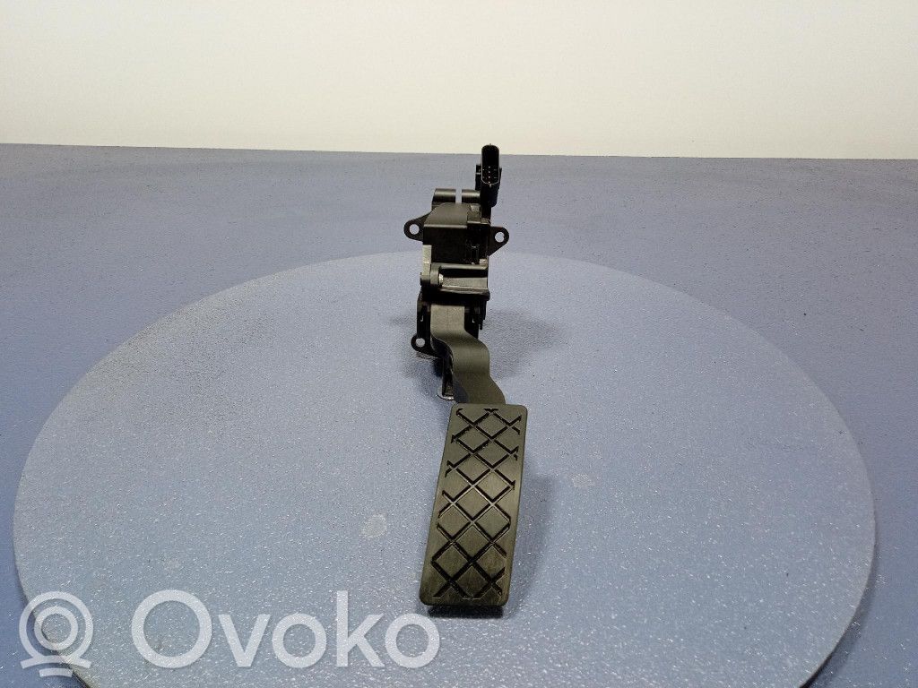 Volkswagen Cross Polo Accelerator throttle pedal 