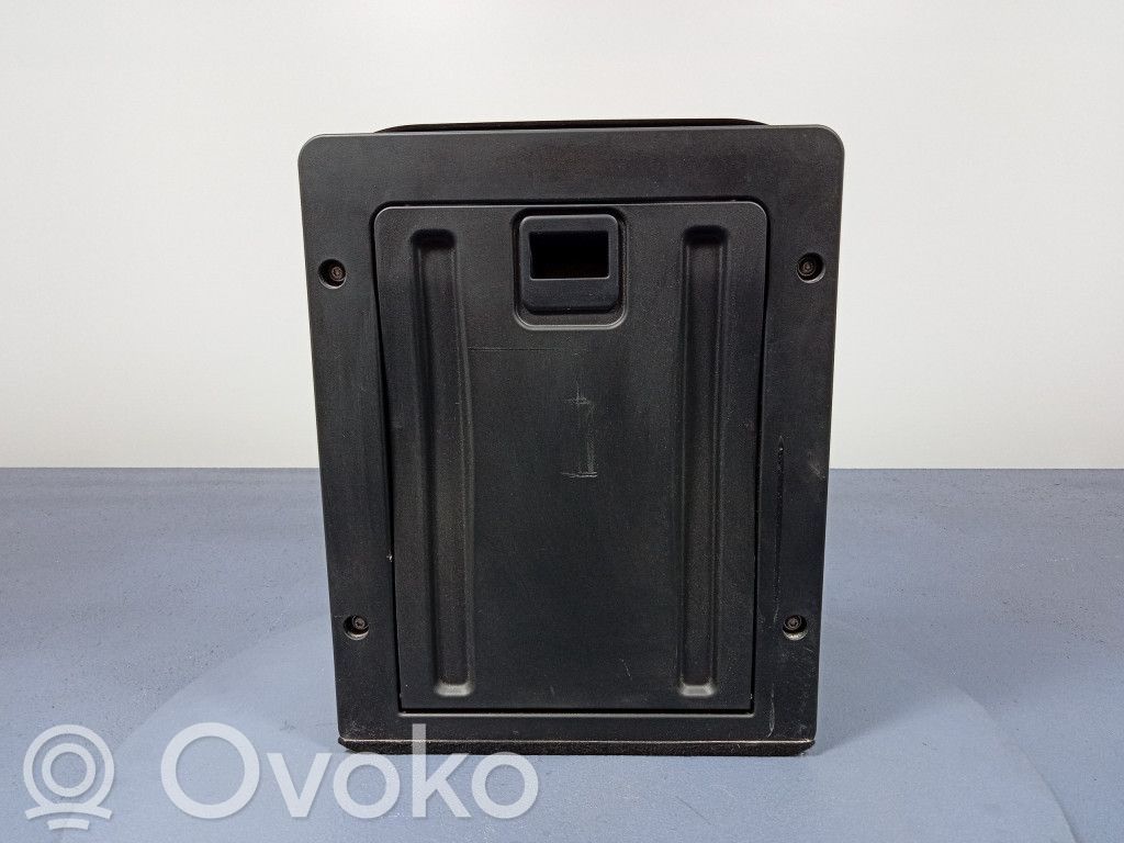 BMW 7 G11 G12 Alte componente capac prag/stâlp