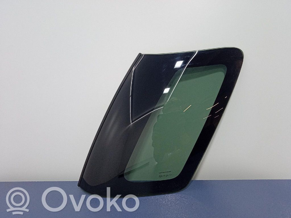 Rear side window