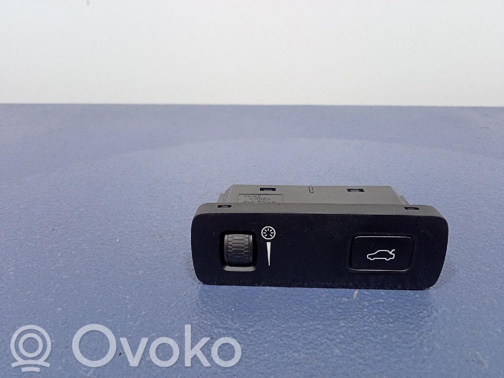 Volvo S90, V90 Otros interruptores/perillas/selectores 