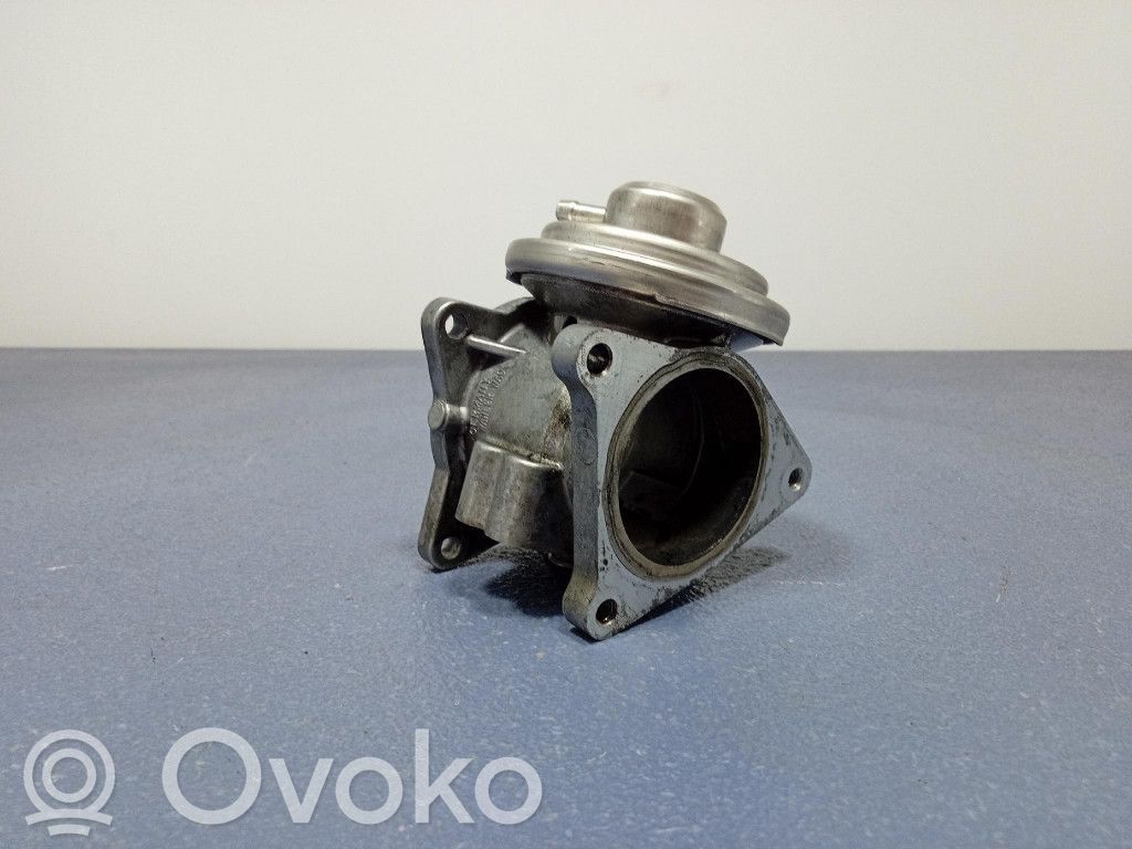 Zawór EGR   038129637D,038129637D
