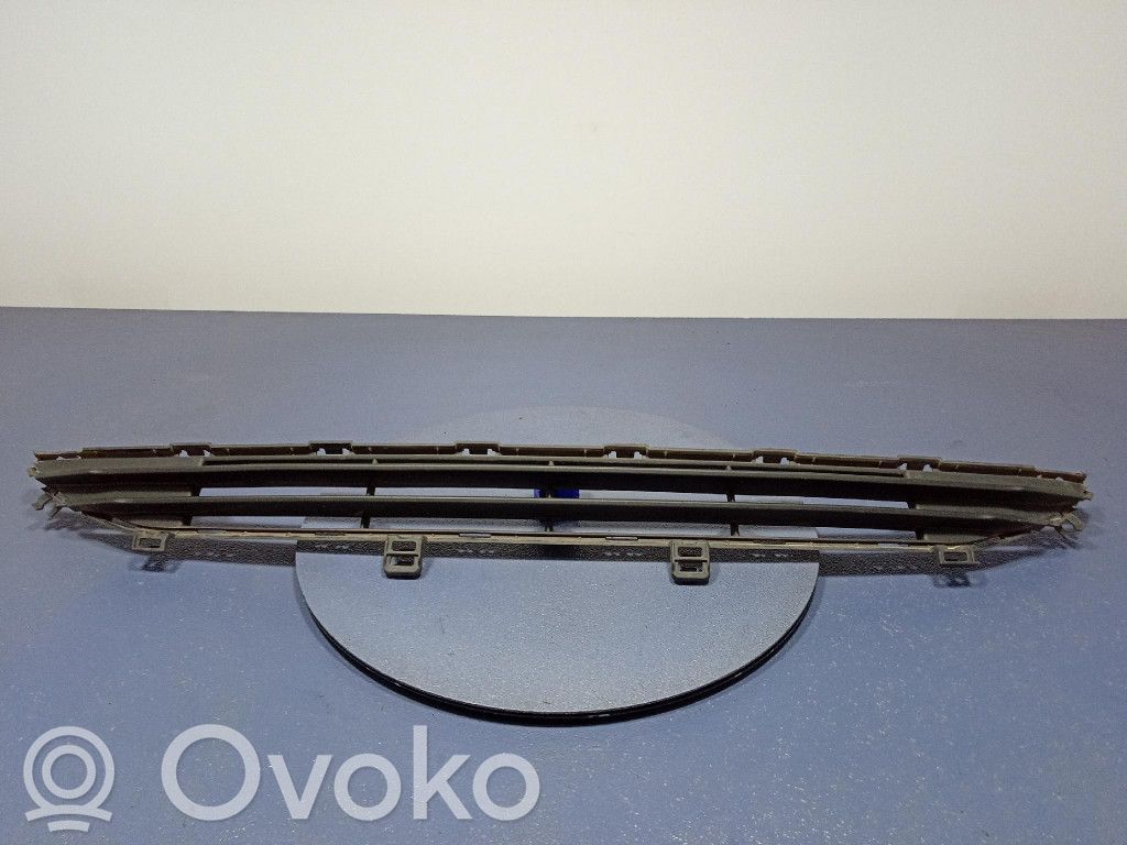 Etupuskuri   31383240,31383240