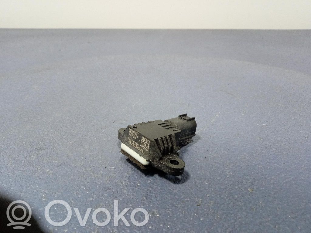 Volvo S90, V90 Senzor impact/declanșare airbag