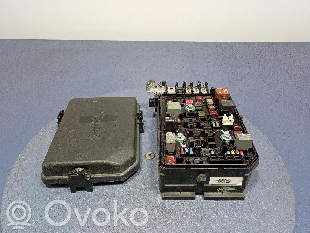 Bedford Astra Fuse box set 