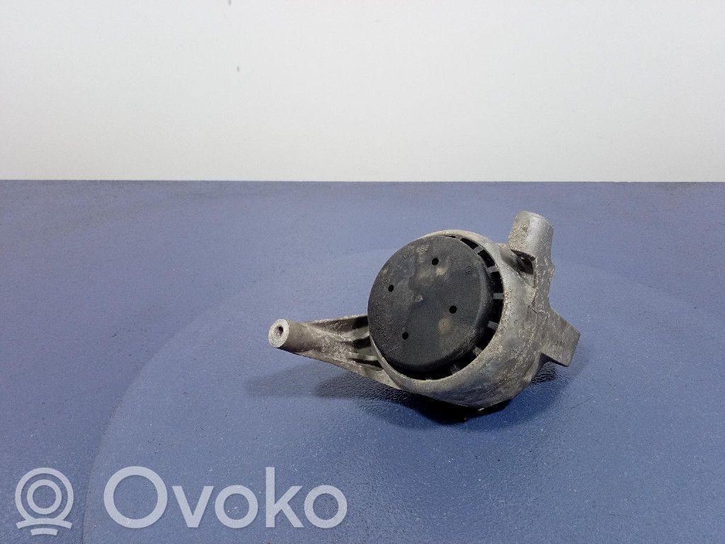 Porsche Panamera (970) Engine mount vacuum valve 