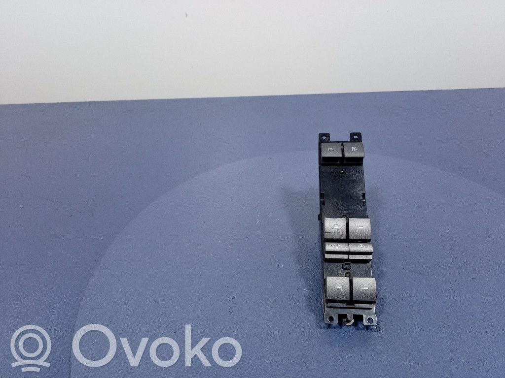 Volkswagen Phaeton Electric window control switch 