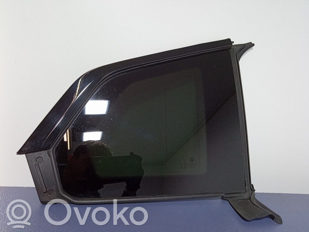 BMW iX Rear side window 