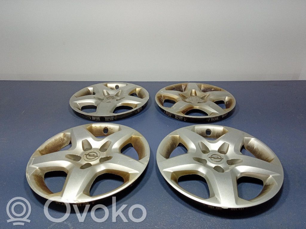 Opel Signum R17-pölykapseli 