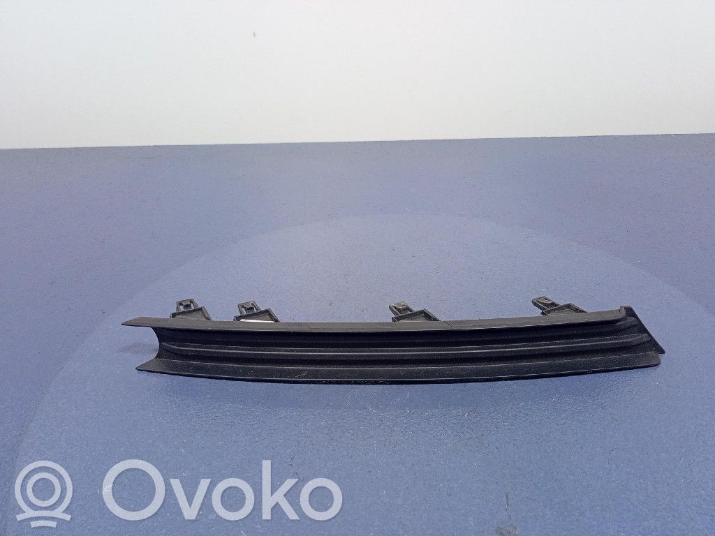 Vorderes Karosserieteil   KB8B50C21,KB8B50C21