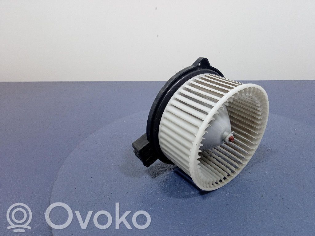 Mazda 3 II Heater fan/blower 