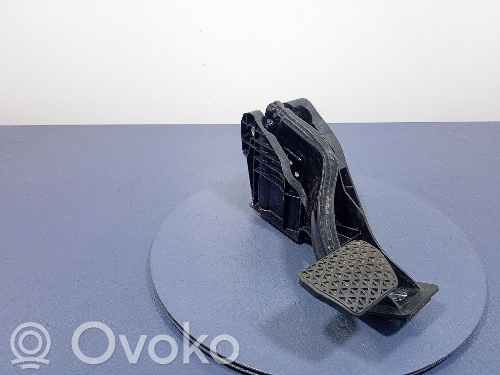 BMW iX3 G08 Gaspedal 