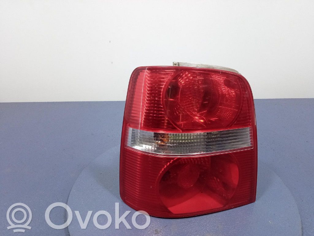 Volkswagen Touran I Luci posteriori 