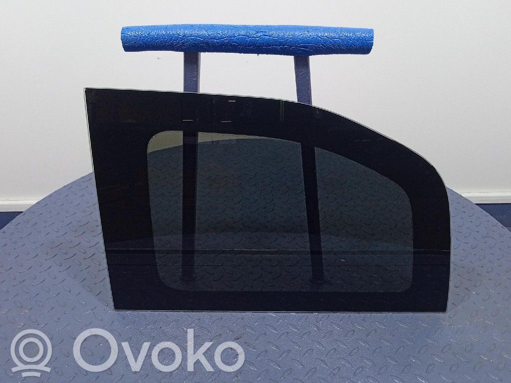 Vidrio lateral trasero