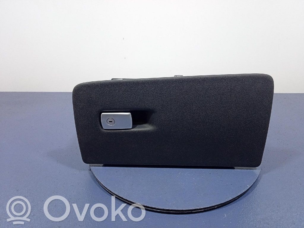 Glove box   6991104,6991104
