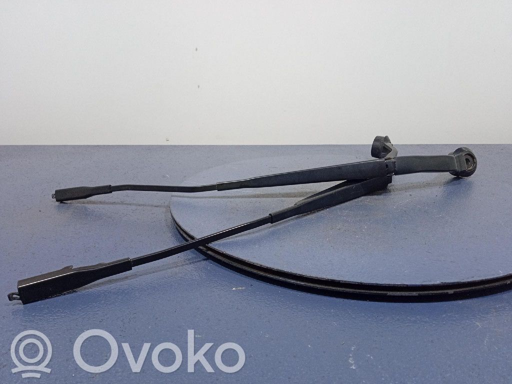 Ford Escape III Ramię wycieraczki szyby przedniej / czołowej 