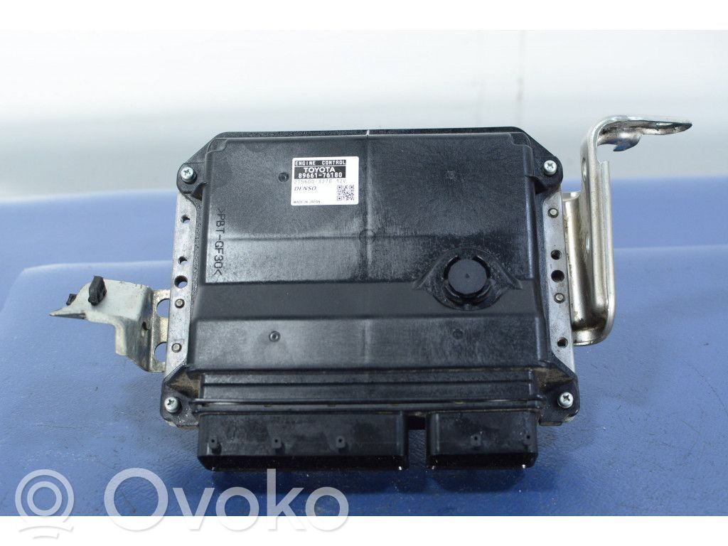 Lexus CT 200H Engine control unit/module ECU 