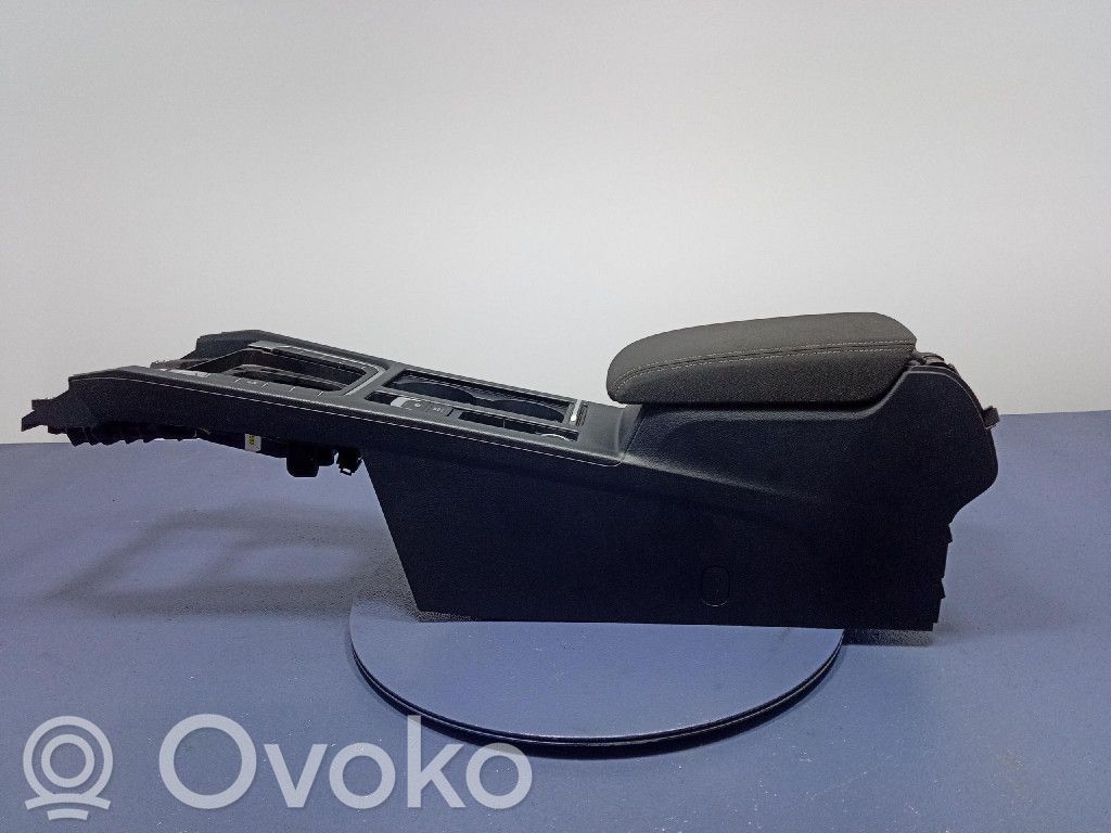 Volkswagen PASSAT CC Console centrale 