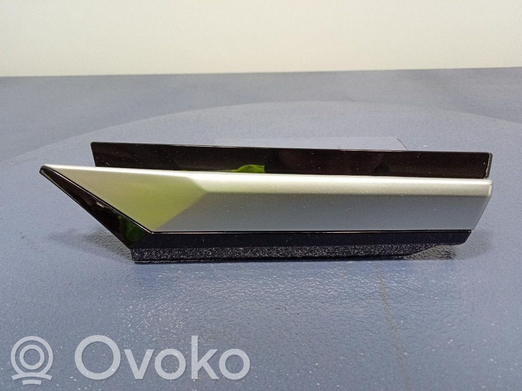 Elementy przedniej części nadwozia   3G8853261N,3G8853261N