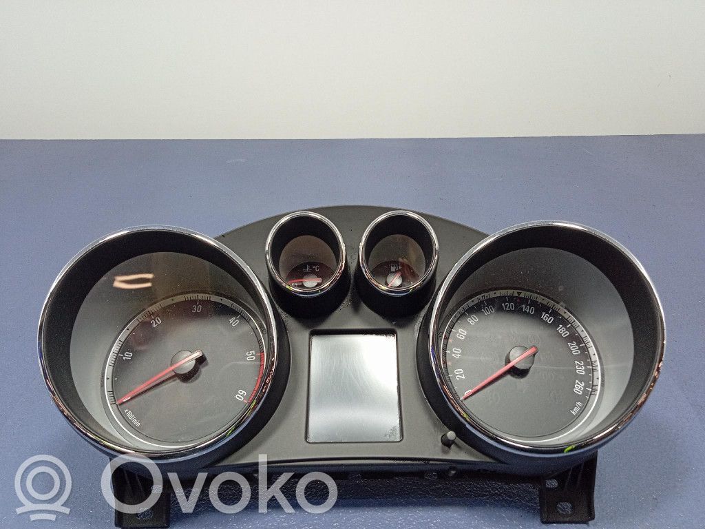 Opel Insignia A Speedometer (instrument cluster) 