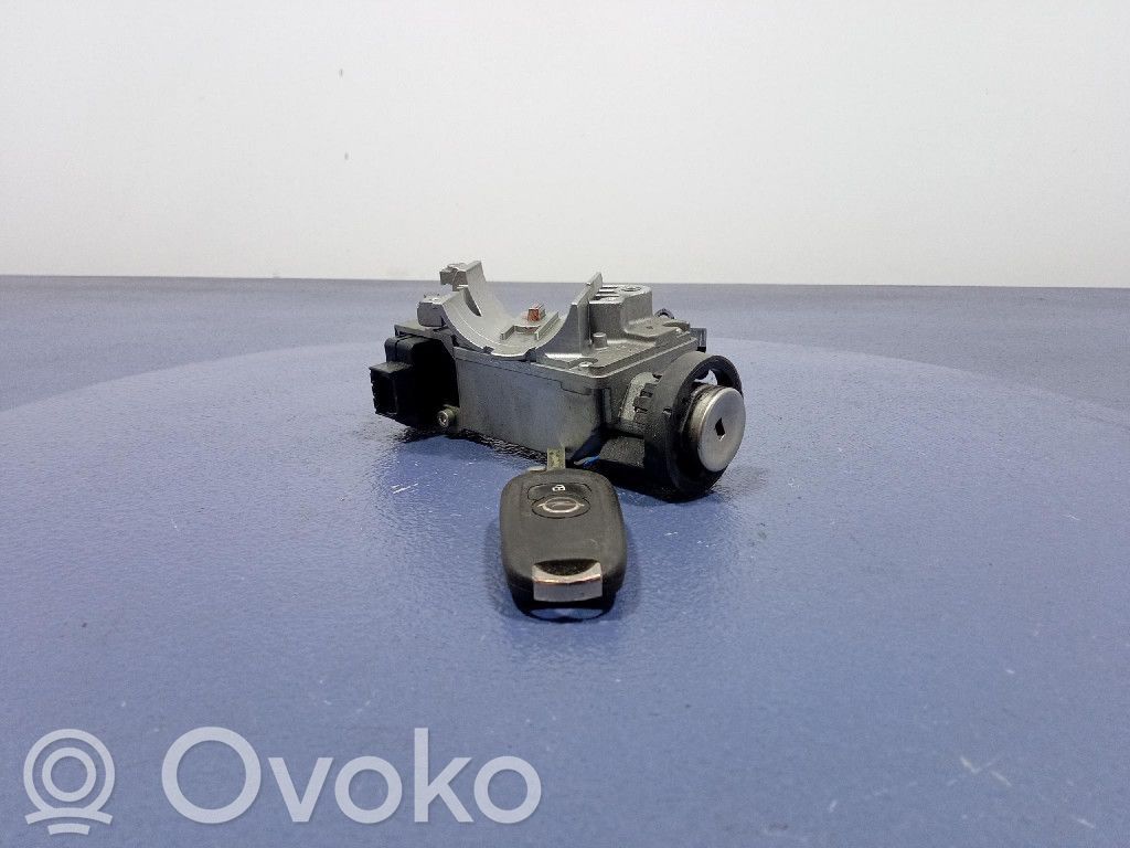 Bedford Astra Užvedimo spynelė 