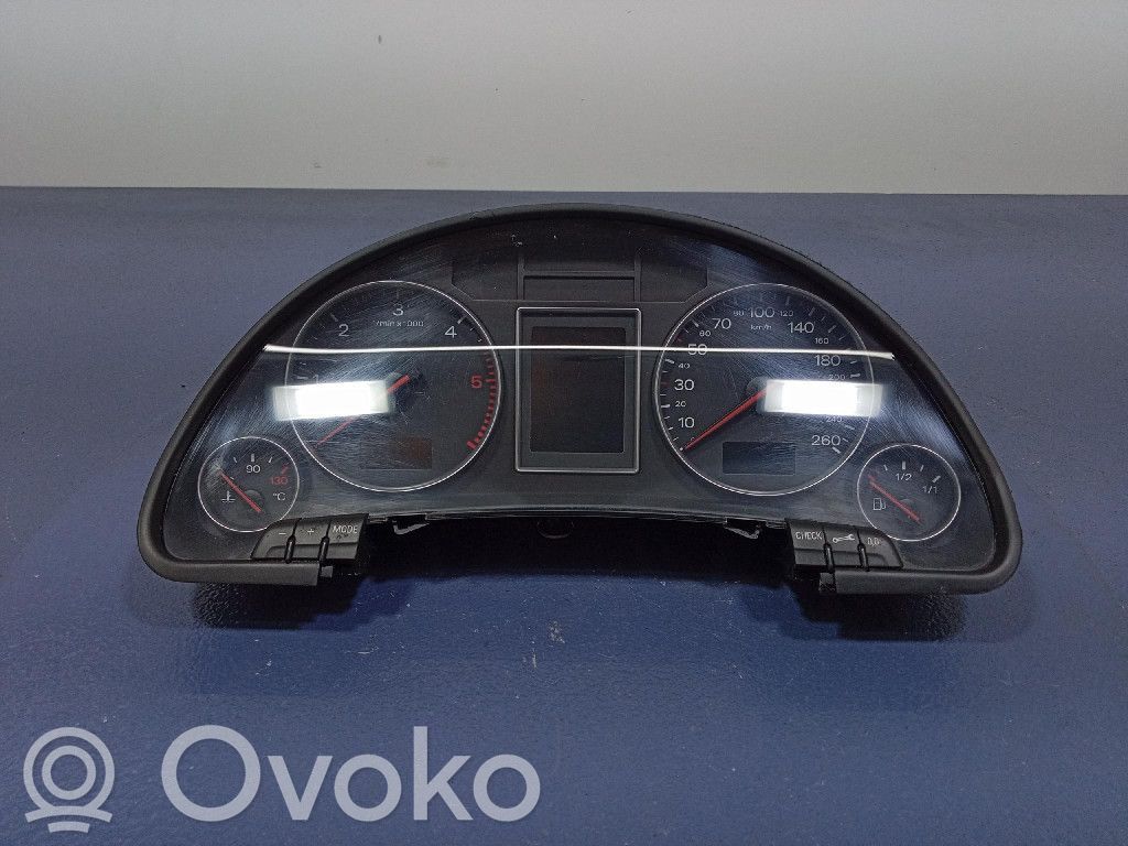 Audi A4 S4 B6 8E 8H Vitezometru (grup de instrumente)