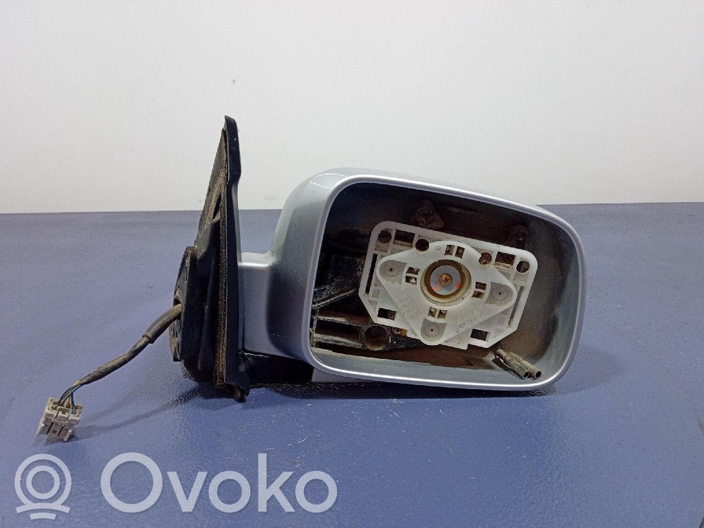 Etuoven sähköinen sivupeili