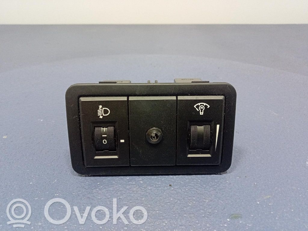 Interruptor de luz   937001J550,937001J550
