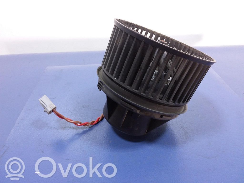 Volvo V40 Mazā radiatora ventilators 